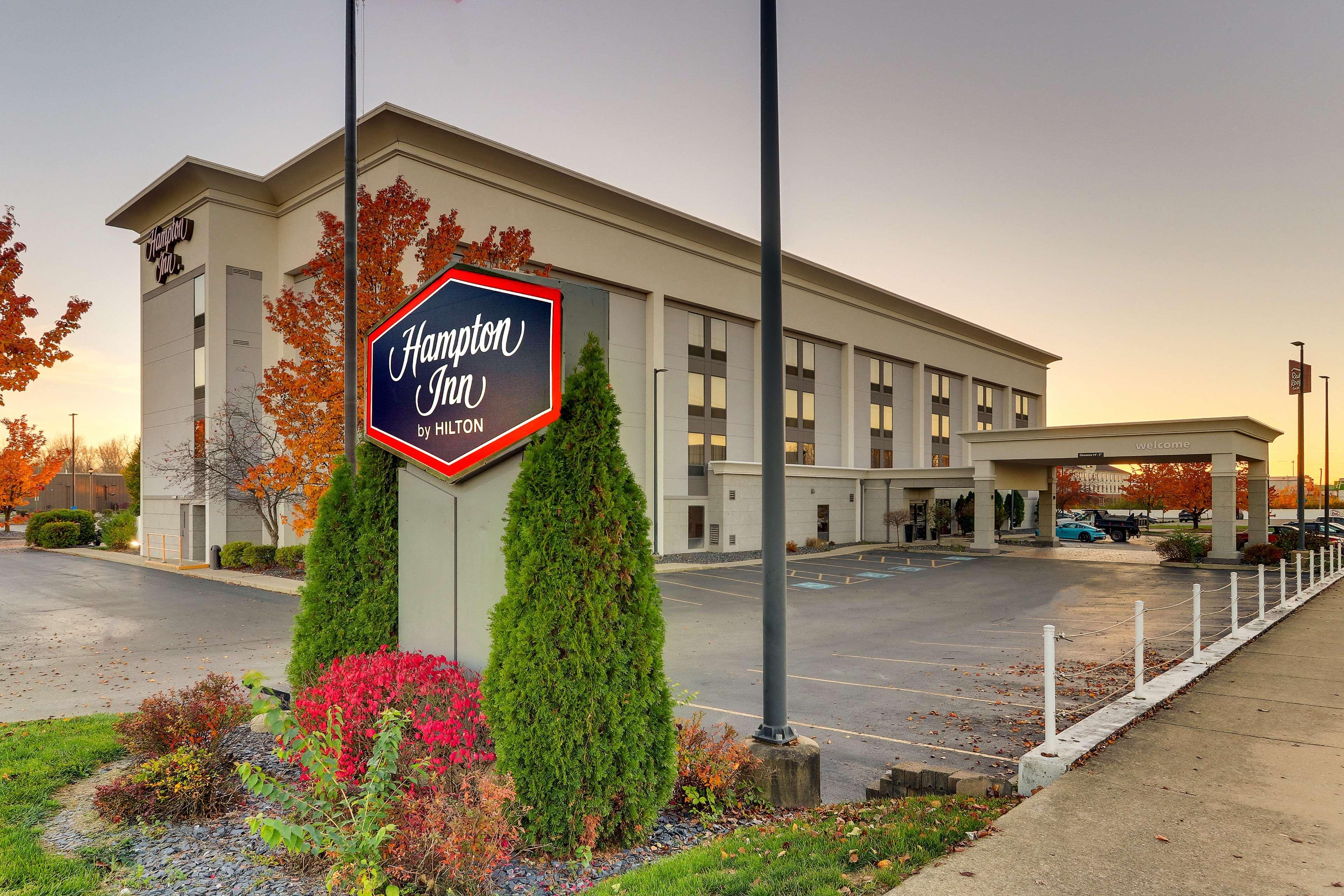Hampton Inn Springfield Zewnętrze zdjęcie