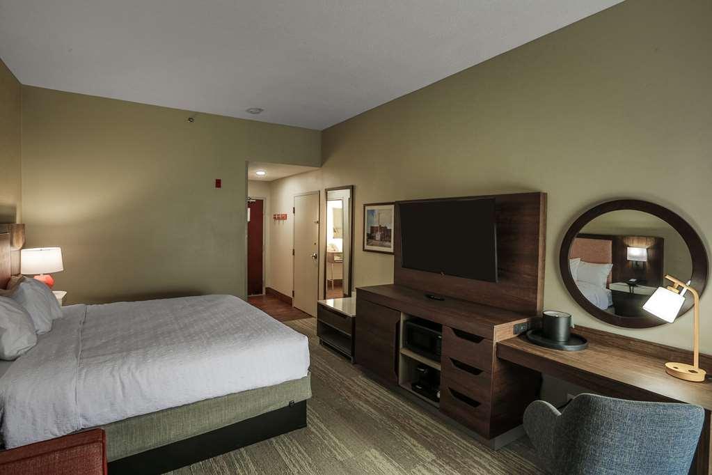 Hampton Inn Springfield Pokój zdjęcie