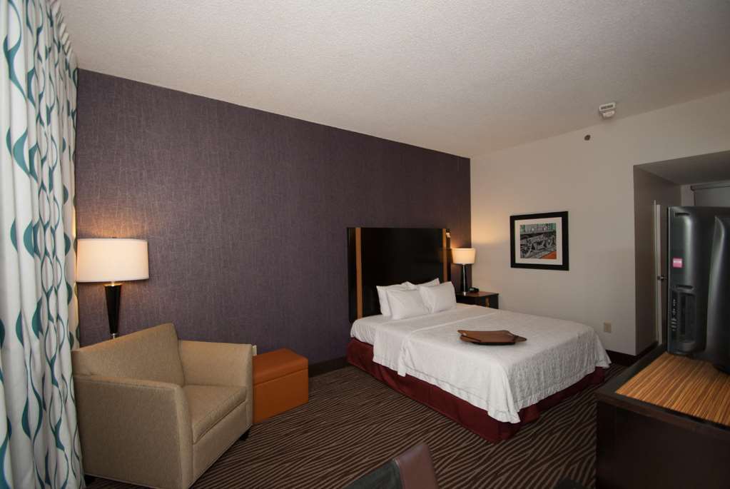 Hampton Inn Springfield Pokój zdjęcie