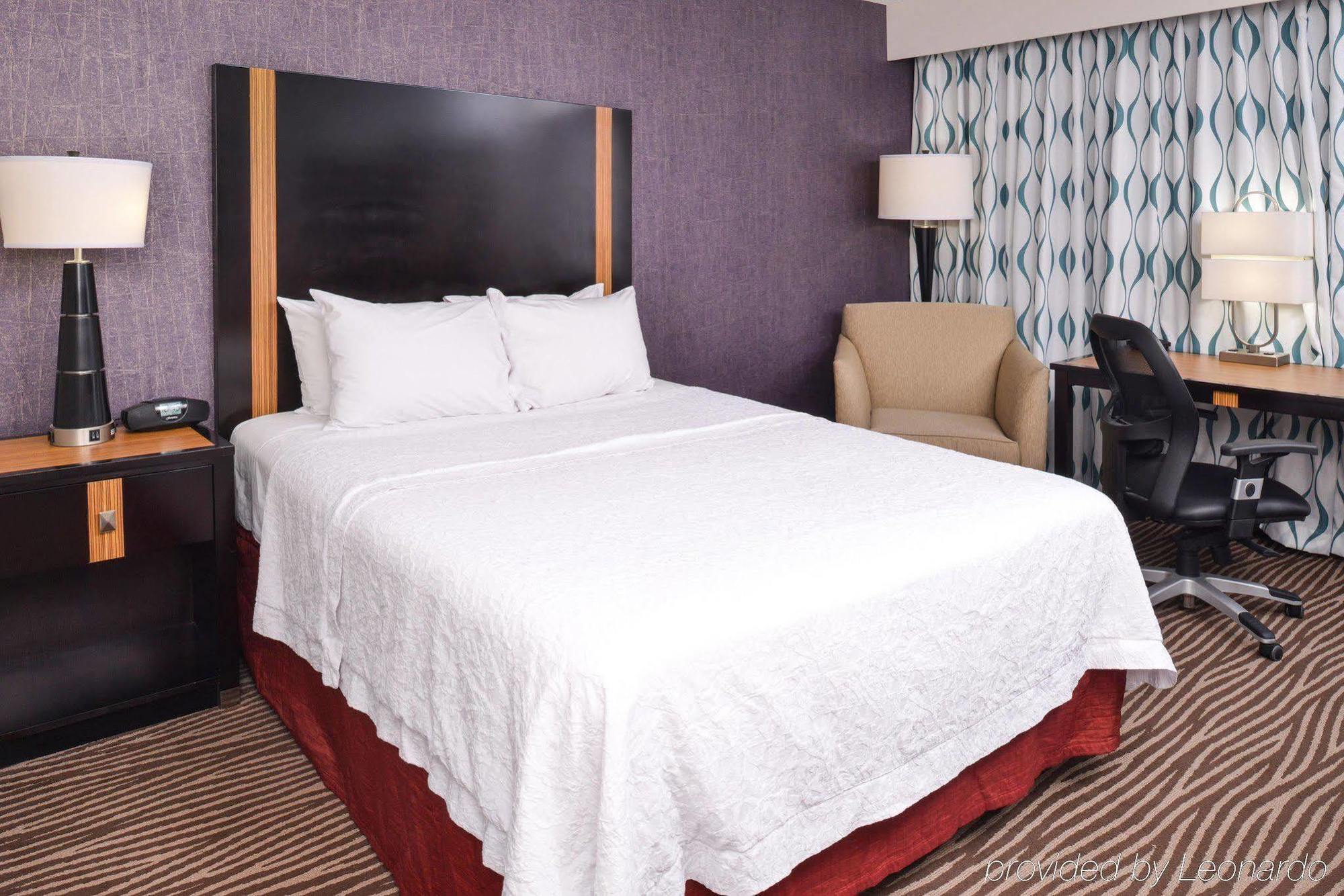 Hampton Inn Springfield Zewnętrze zdjęcie