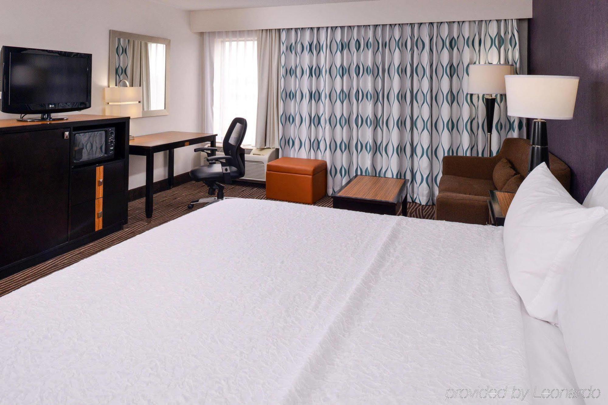 Hampton Inn Springfield Zewnętrze zdjęcie