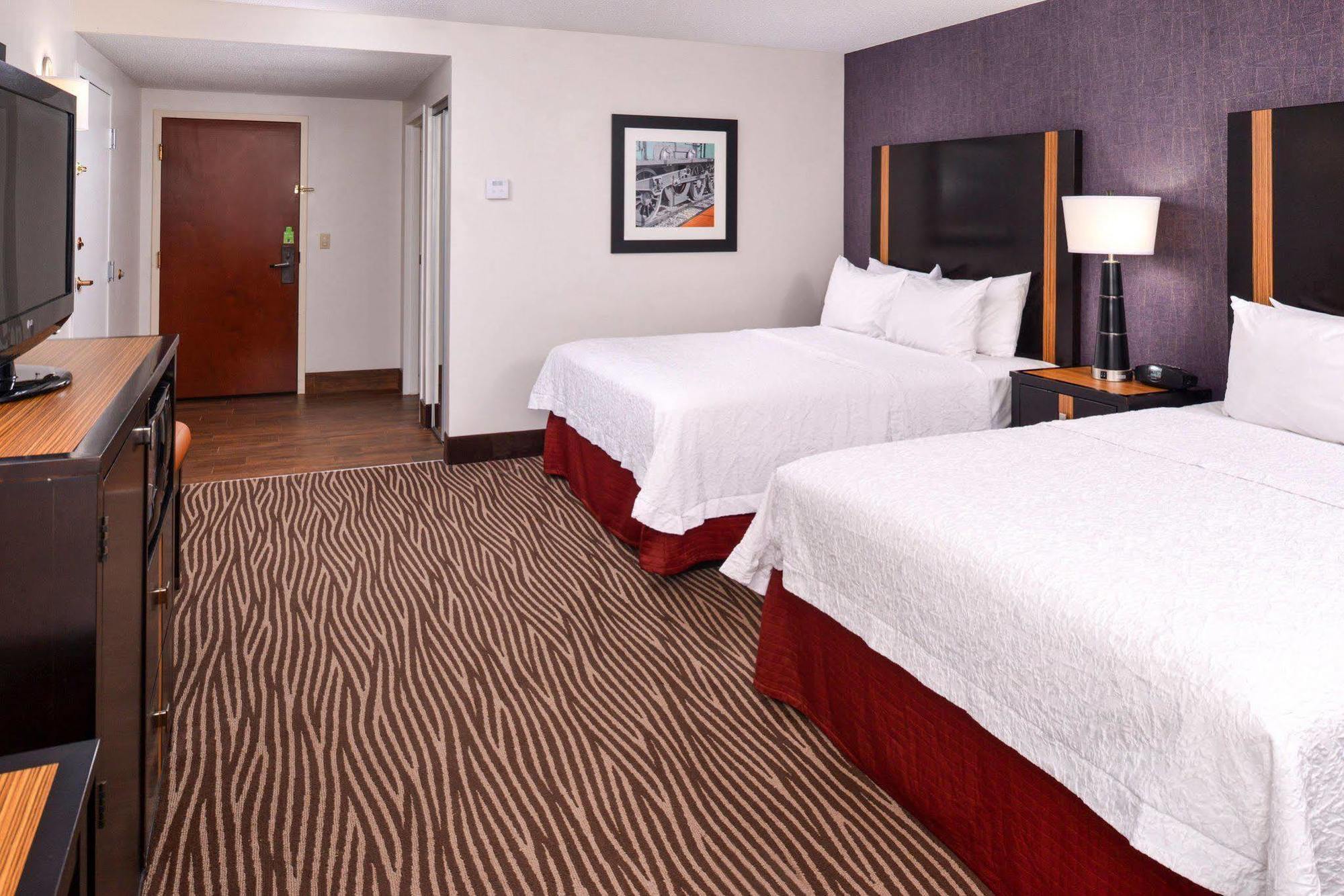 Hampton Inn Springfield Zewnętrze zdjęcie